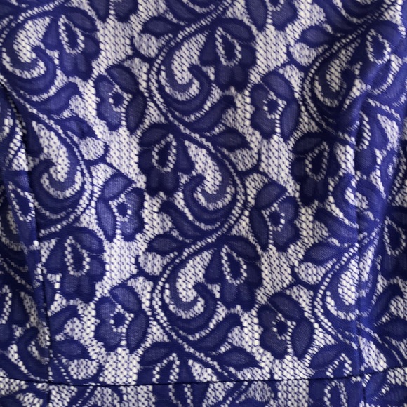 Lacey dress - size 14 - gently worn - Picture 3 of 4